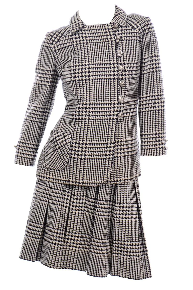 1960s Modelia Vintage Black White Houndstooth Wool 2 Pc Skirt Suit