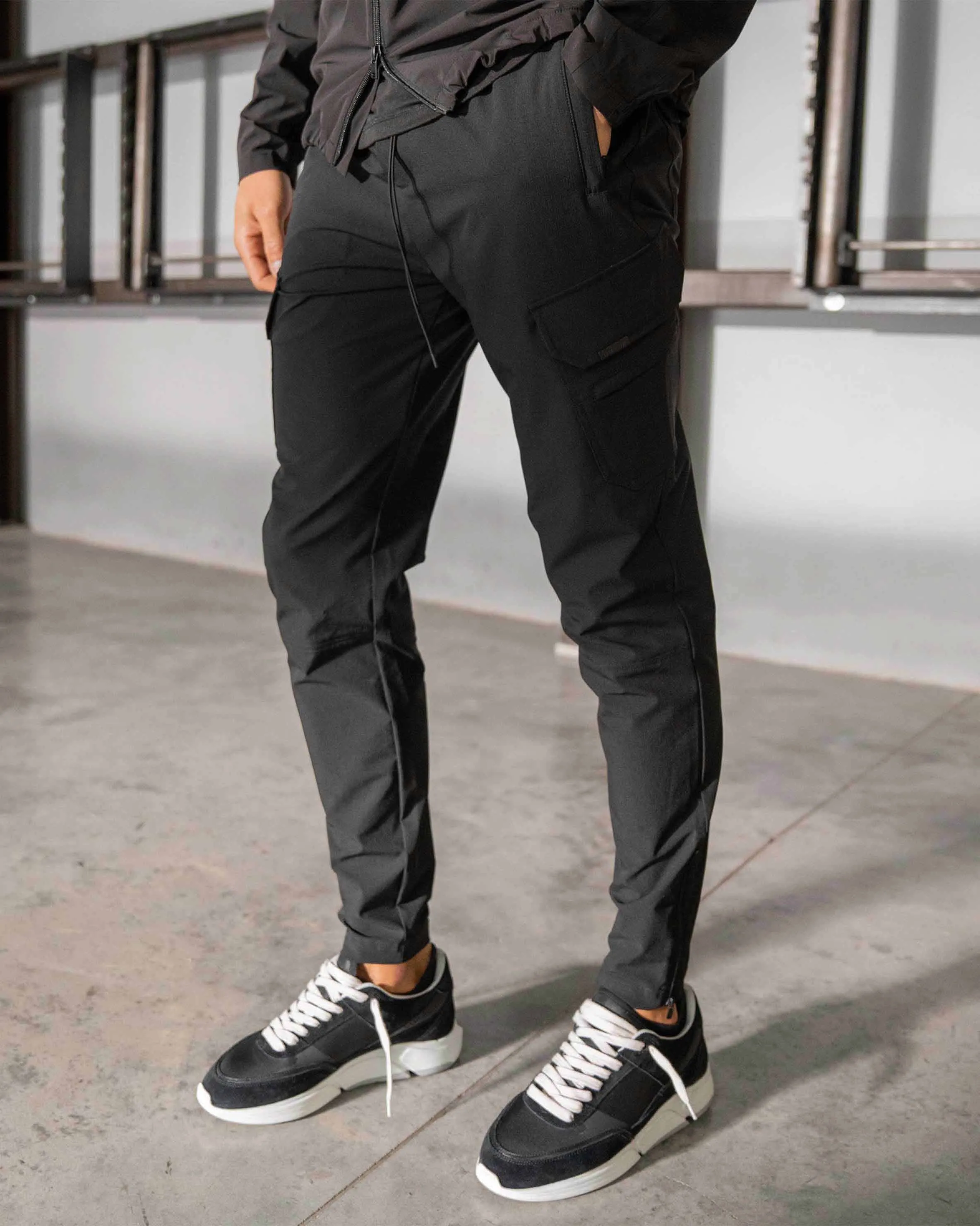 247 Zip Pant - Black