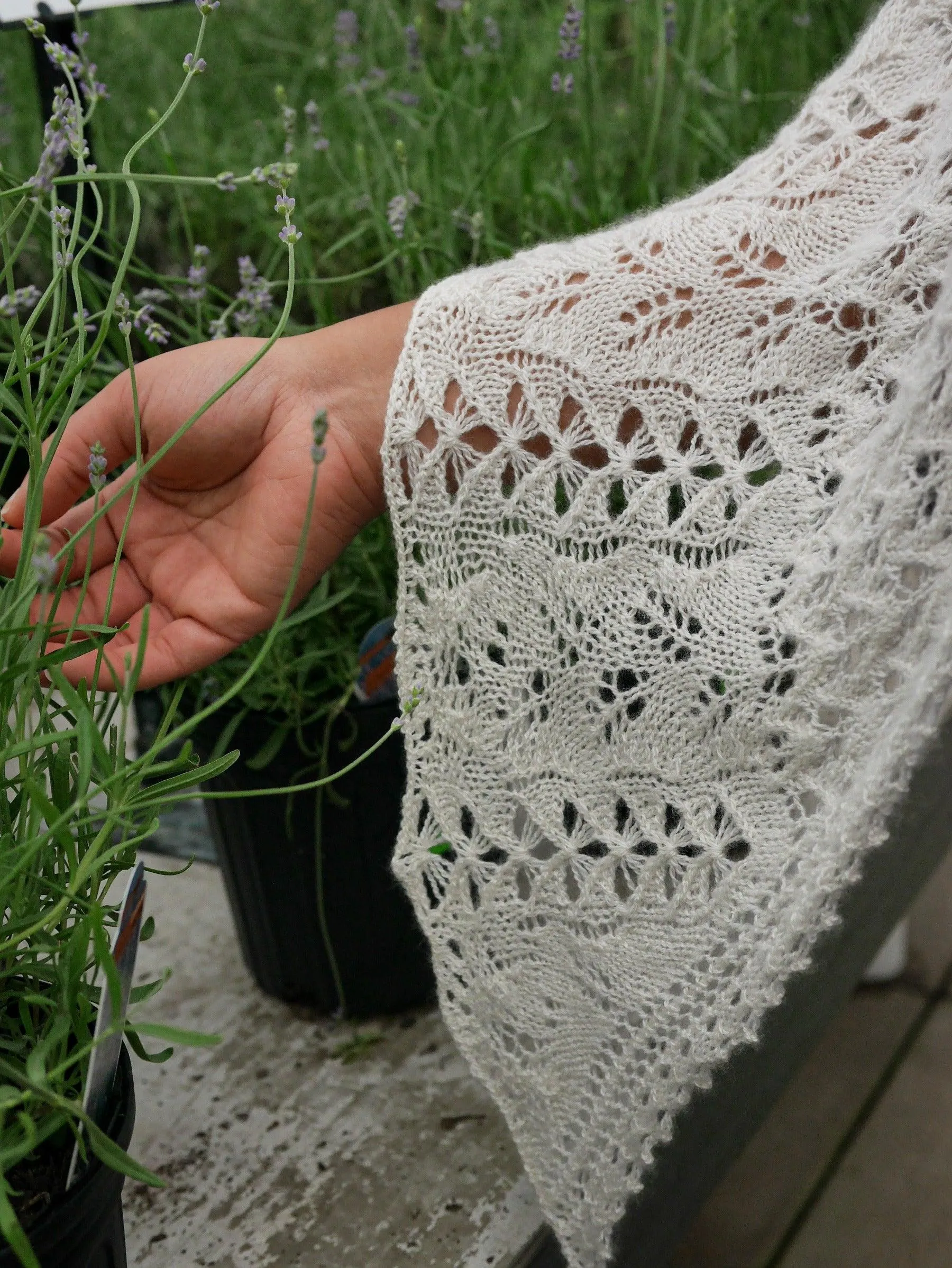 Bee Fields Triangle Shawl <br/><small>knitting pattern</small>