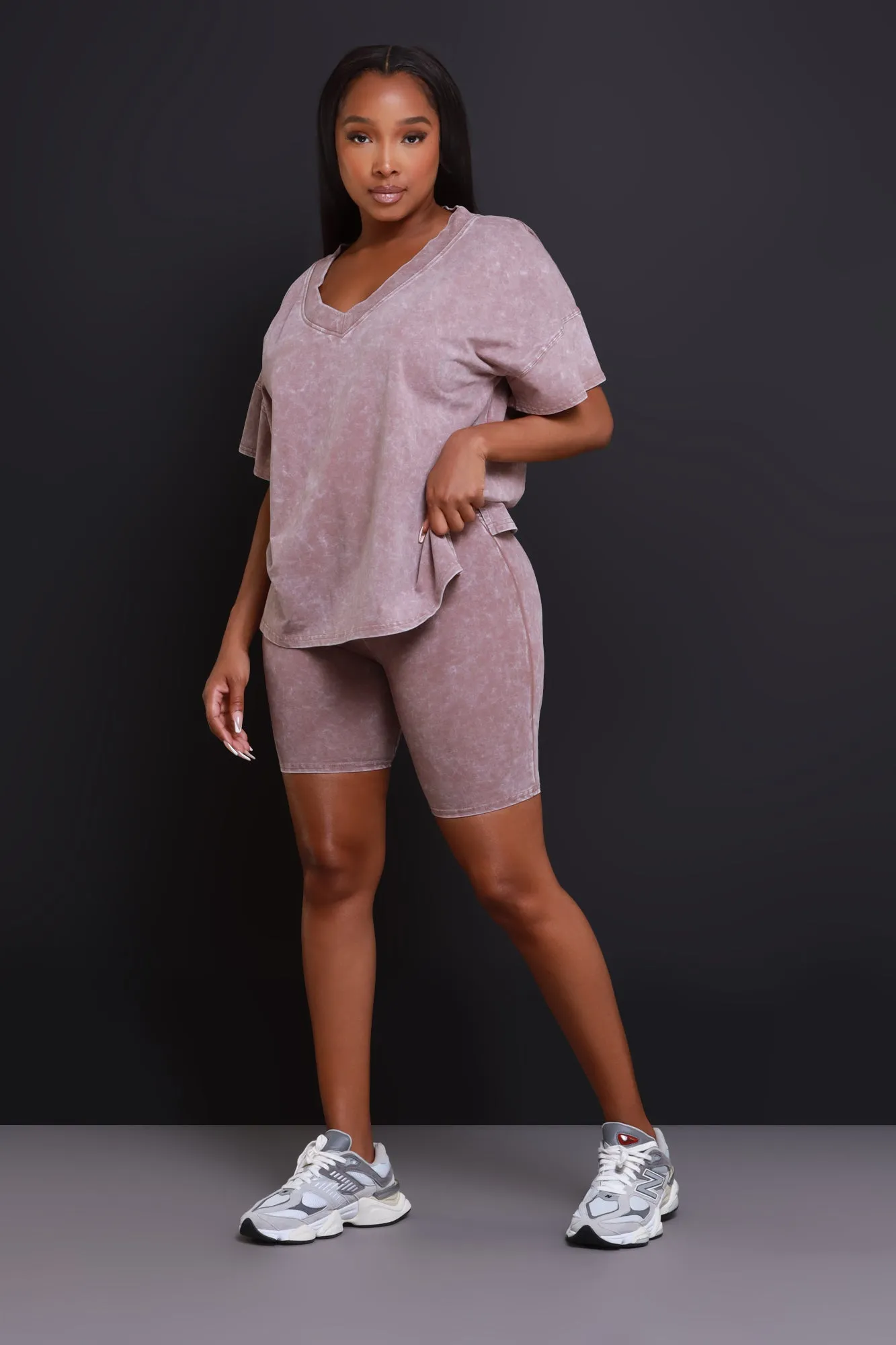 Binge Watch NUW Biker Shorts - Deep Taupe