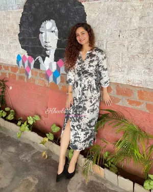 Black Tie Dye Dress With Belt