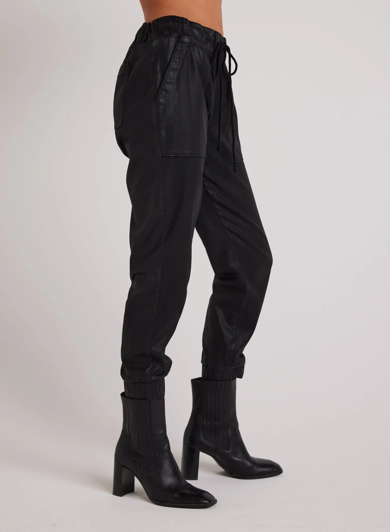 Chelsea Luxe  Pocket Jogger - Black