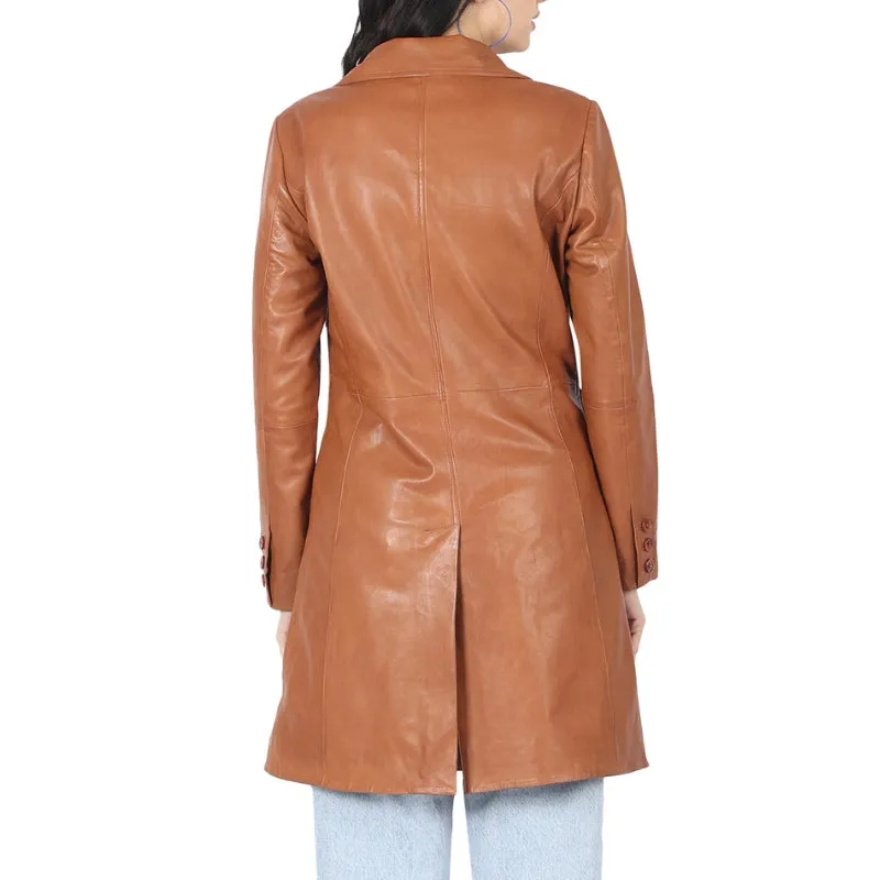 Davia - The Trench Coat