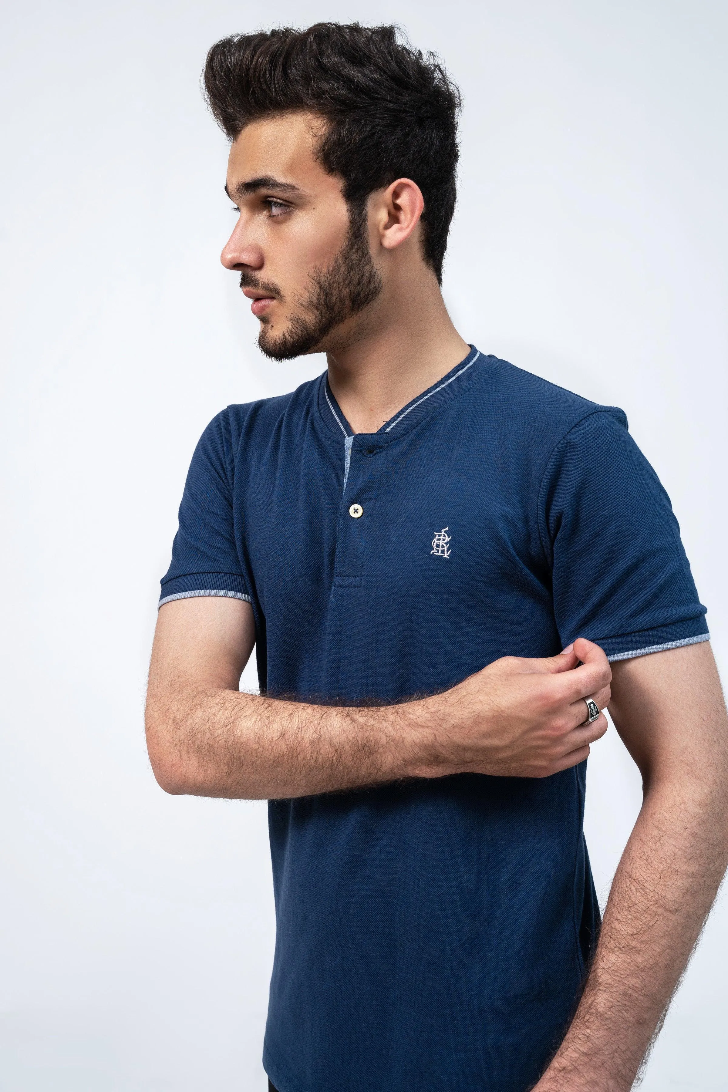 HENLEY T-SHIRT BLUE