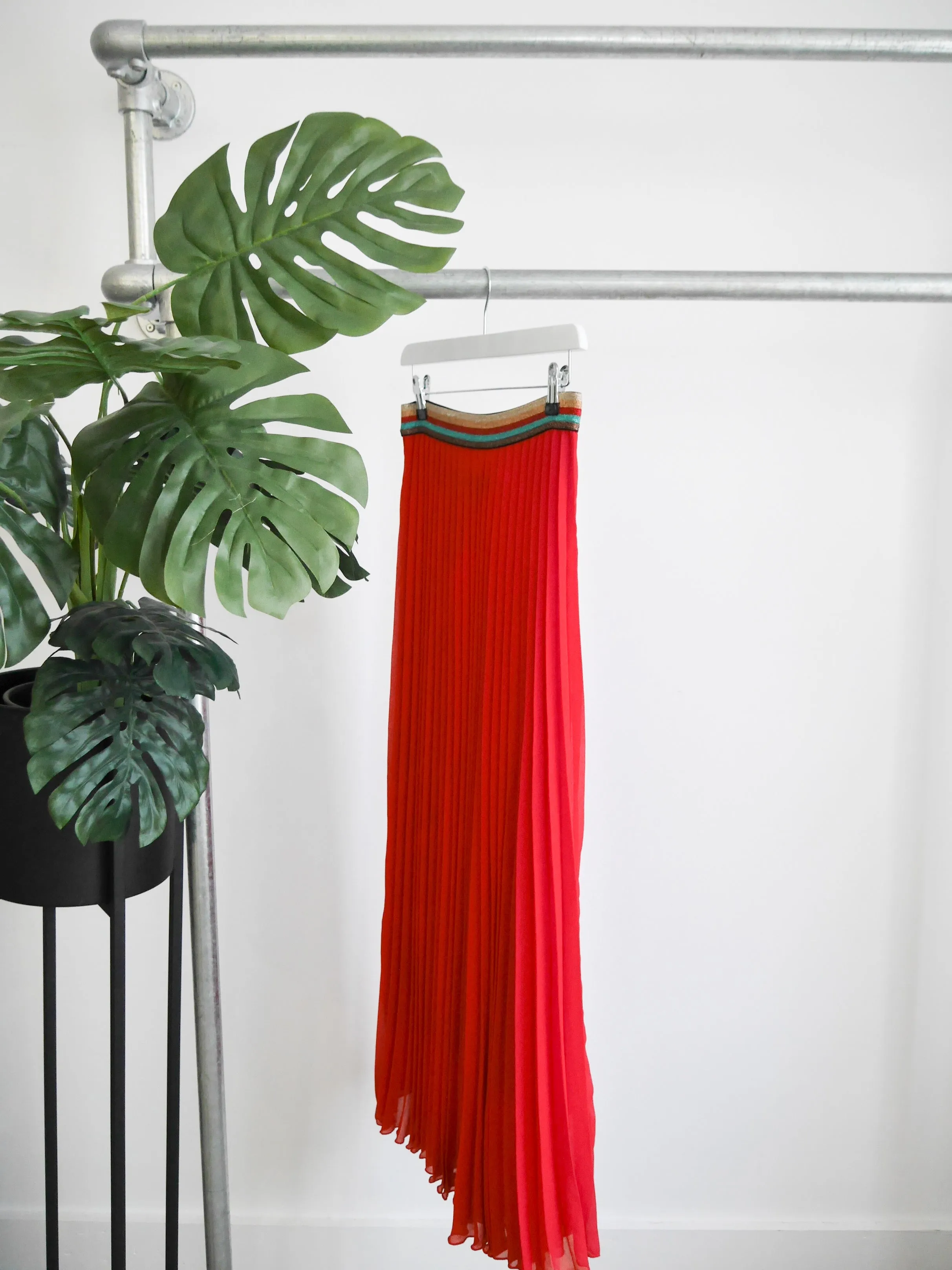 Lucinda Skirt Red