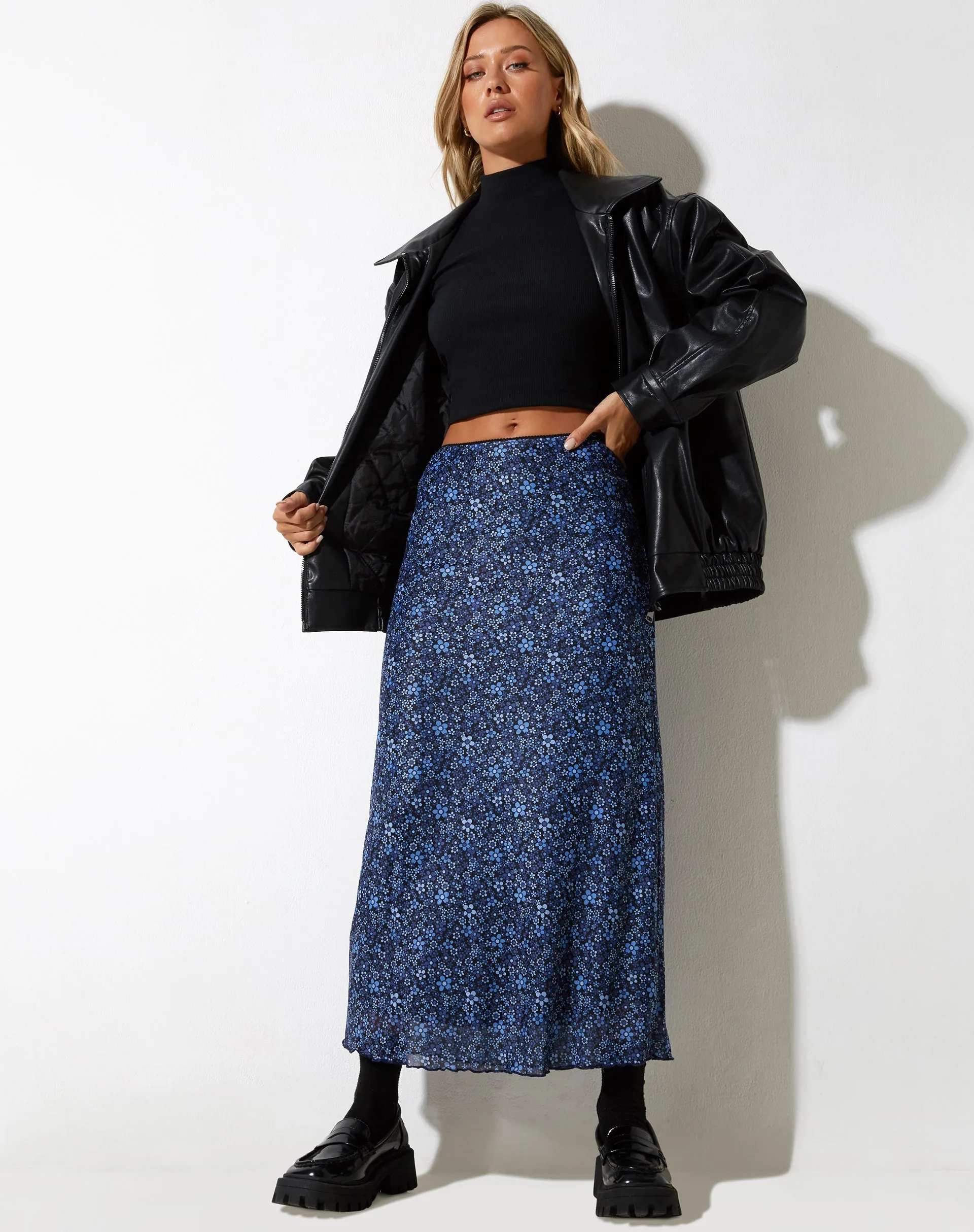 Rindu Midi Skirt in Flower Garden Blue