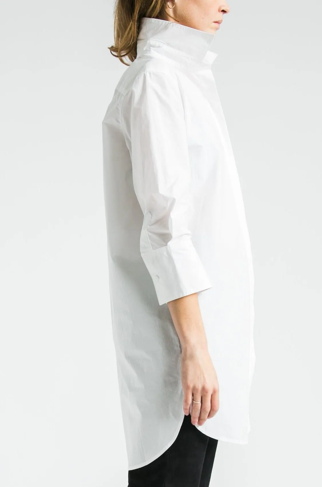 SARLA LONG BUTTON DOWN SHIRT IN ITALIAN STRETCH POPLIN