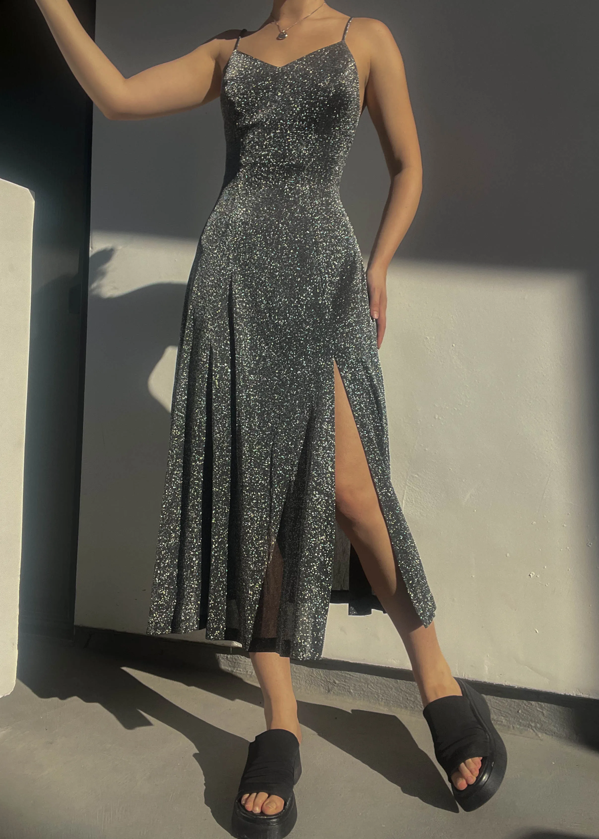 Sparkly Gray 90’s Slit Maxi (S)