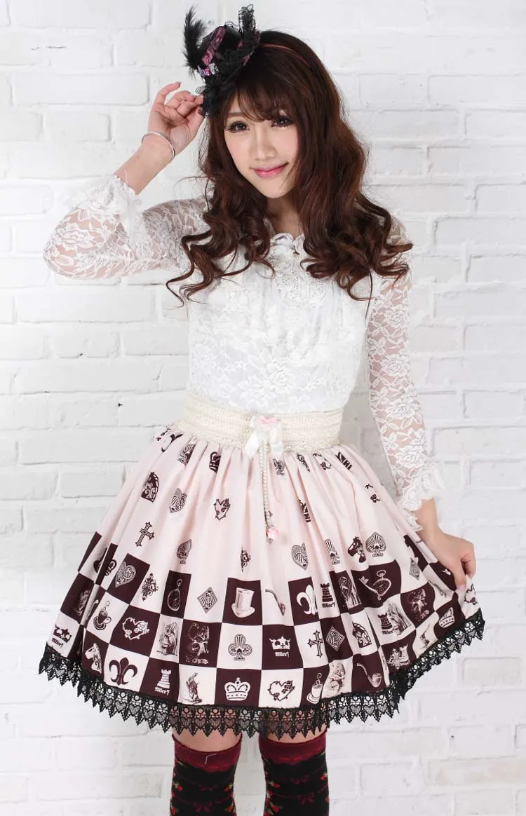 Sweet Lolita Noble Alice Chess Checkered Lady's Pleated Skirt