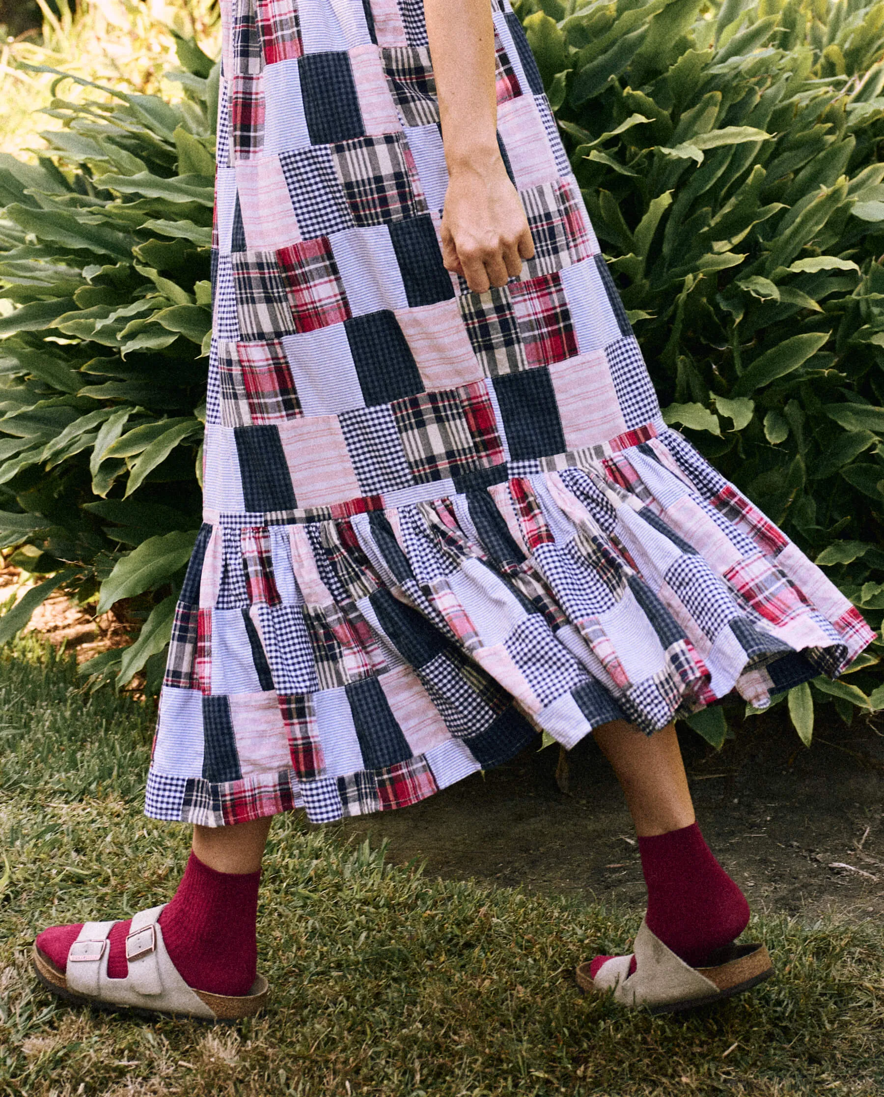 The Dainty Dress. -- Mixed Patchwork