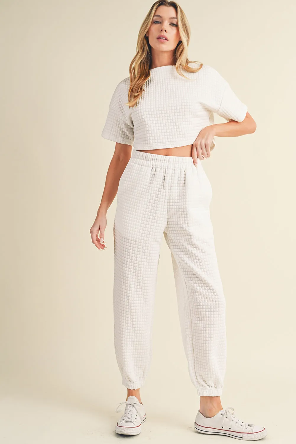 White Lattice Textured Cropped Tee and Jogger Pants Set