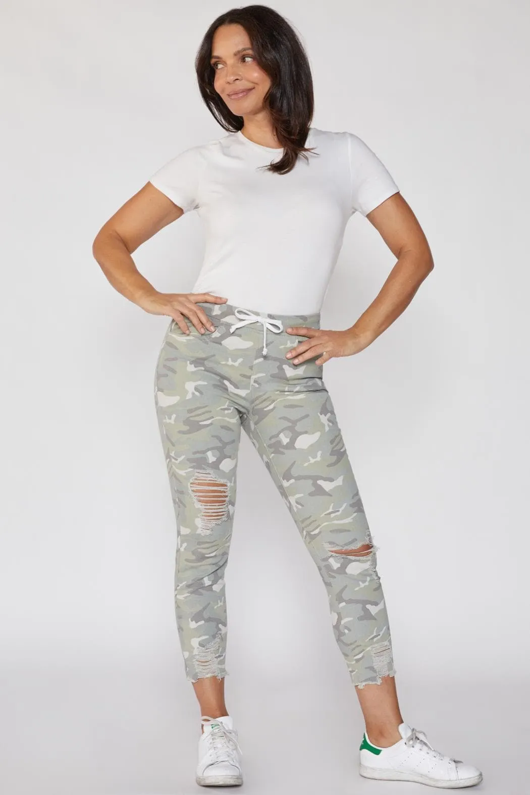 Women's Petite High Rise Jogger