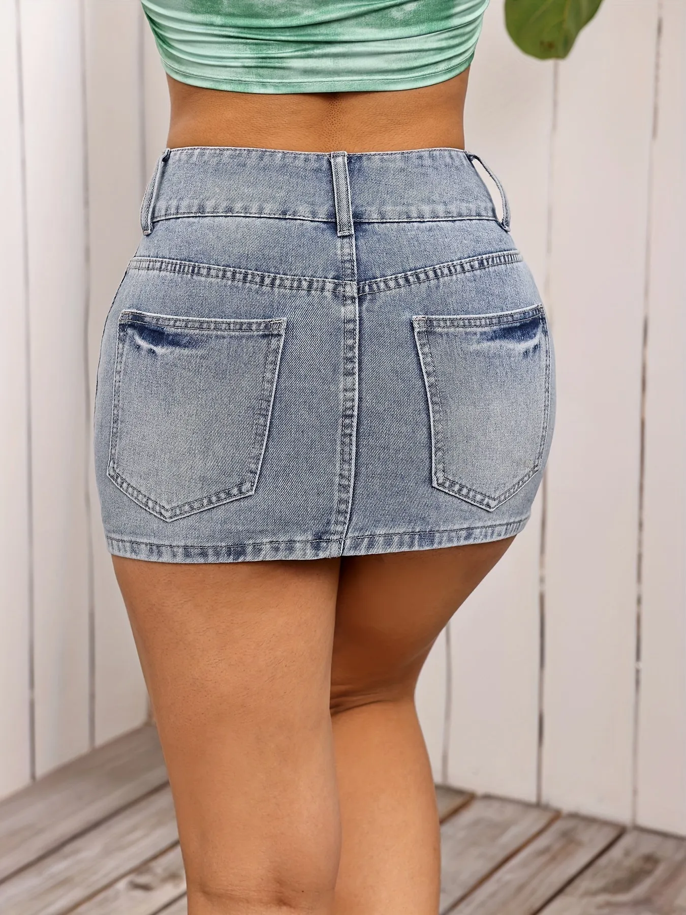 Women's Sexy High-Waisted Denim Skirt, Ripped Detail, Casual Distressed Jean Mini Skirt with Pockets, Light Wash