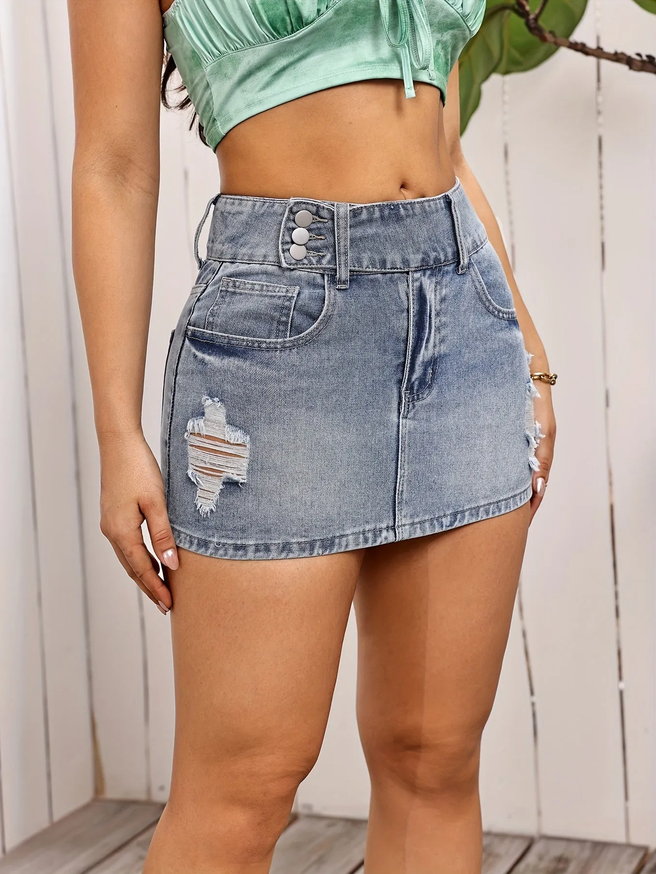 Women's Sexy High-Waisted Denim Skirt, Ripped Detail, Casual Distressed Jean Mini Skirt with Pockets, Light Wash